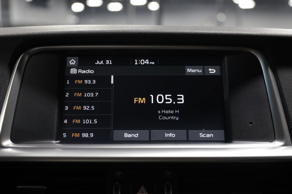 Used 2020 Kia Optima LX FWD image 40