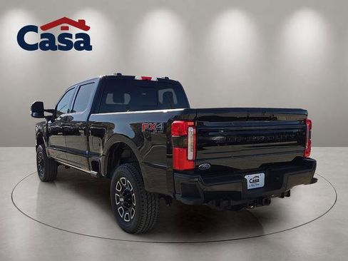 Used 2025 Ford F250 Platinum AWD/4WD image 2