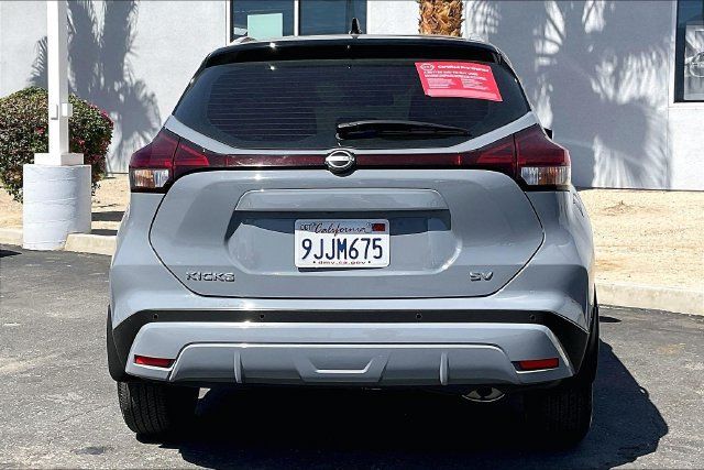 Certified 2023 Nissan Kicks SV FWD image 3