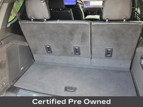 Certified 2025 Cadillac Escalade Sport Platinum AWD/4WD image 21