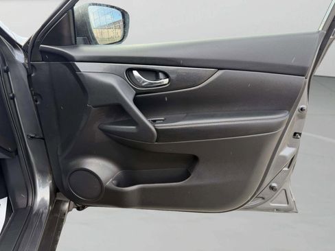 Used 2014 Nissan Rogue SL image 18