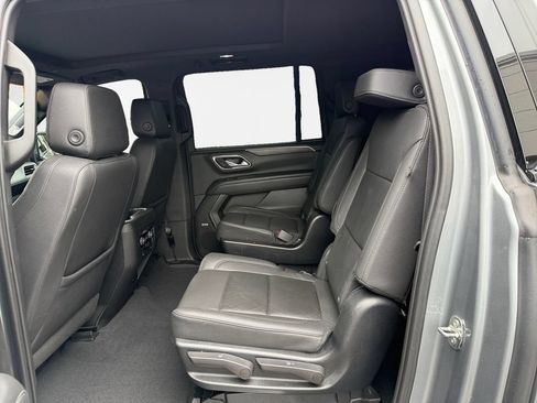 Used 2023 Chevrolet Suburban Z71 w/ Luxury Package AWD/4WD image 24