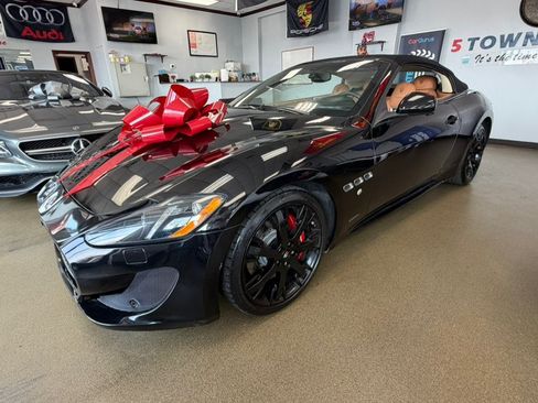 Used 2016 Maserati GranTurismo Sport RWD image 22