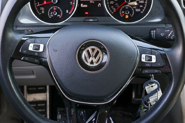 Used 2019 Volkswagen Golf Alltrack S AWD/4WD image 8