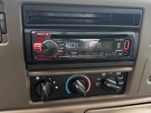 Used 2004 Ford F350 Lariat image 17