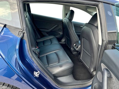 Certified 2023 Tesla Model 3 Standard Range RWD image 11