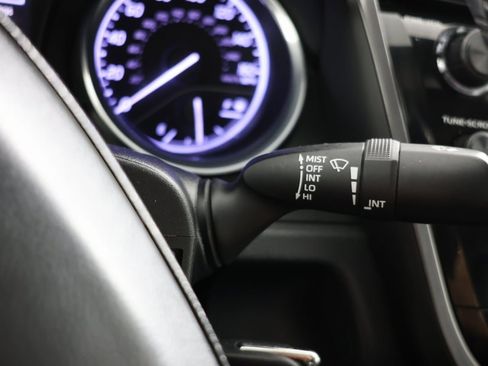 Used 2020 Toyota Camry SE image 22