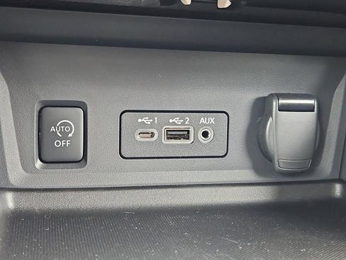 New 2025 Nissan Sentra SR w/ SR Premium Package image 13