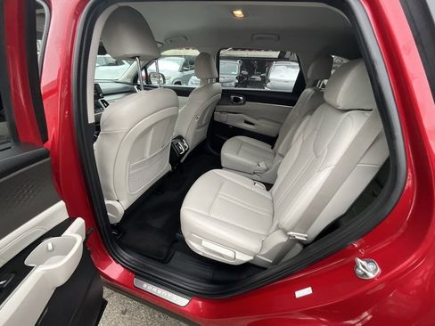 Used 2023 Kia Sorento SX Prestige image 23