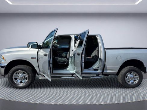 Used 2018 RAM 2500 Tradesman w/ Chrome Appearance Group AWD/4WD image 15