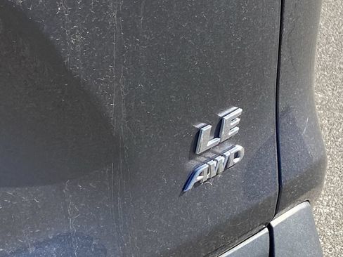Used 2025 Toyota RAV4 LE AWD/4WD image 6