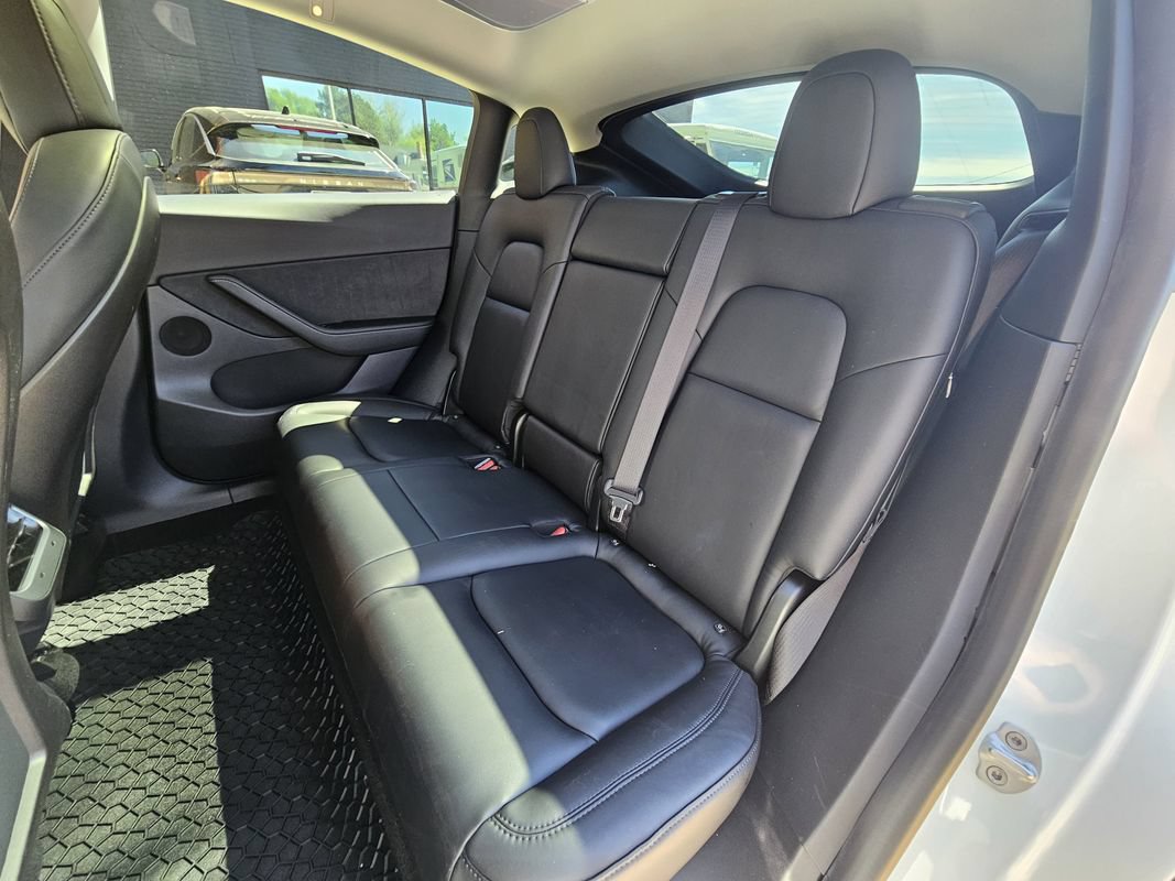 Used 2020 Tesla Model Y Long Range AWD/4WD image 19