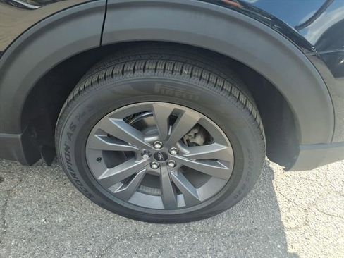 Certified 2021 Ford Explorer XLT w/ Equipment Group 202A image 10