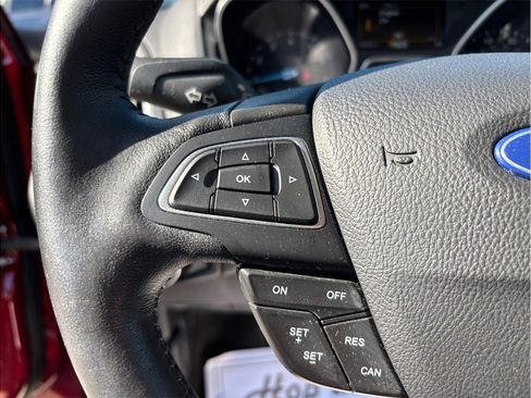 Used 2017 Ford Focus Titanium image 22