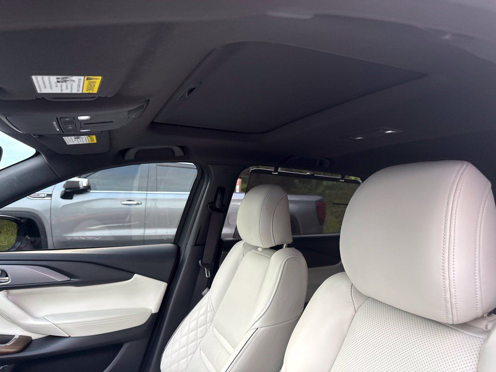 Used 2022 MAZDA CX-9 Signature AWD/4WD image 8