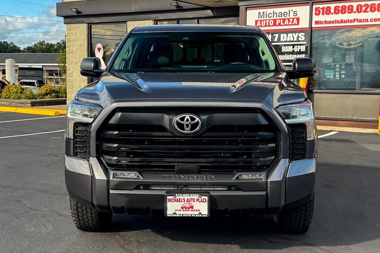 Used 2023 Toyota Tundra SR5 w/ SR5 Convenience Package AWD/4WD image 9