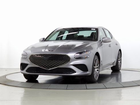 New 2026 Genesis G70 2.5T image 3