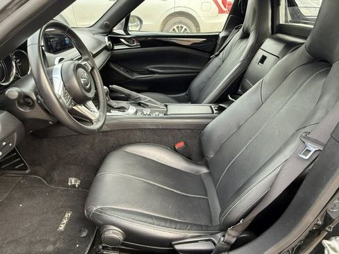 Used 2025 MAZDA MX-5 Miata RF Grand Touring RWD image 14