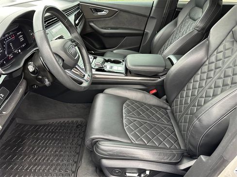 Used 2020 Audi SQ8 Prestige w/ Prestige Package image 10
