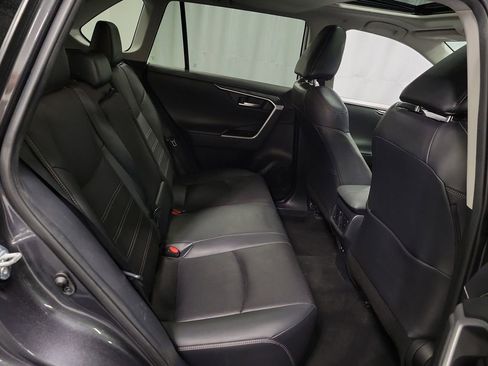 Used 2021 Toyota RAV4 Limited AWD/4WD image 26