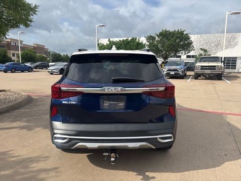 Used 2023 Kia Seltos S w/ Navigation Package image 6