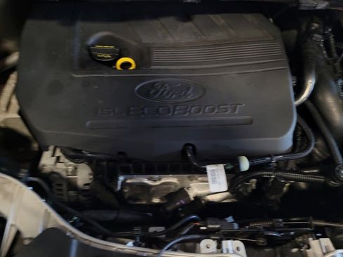 Used 2019 Ford Escape SEL image 30