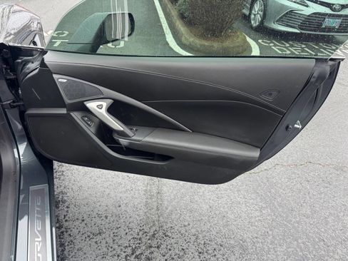 Used 2017 Chevrolet Corvette Stingray Coupe image 13