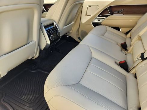 New 2026 Land Rover Range Rover Long Wheelbase SE image 19