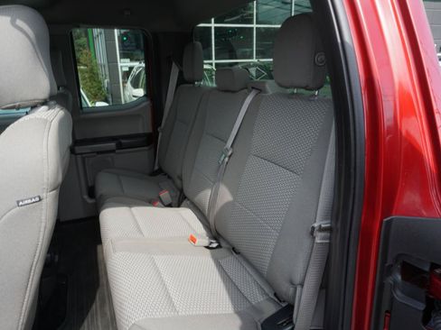 Used 2018 Ford F150 XLT AWD/4WD image 12