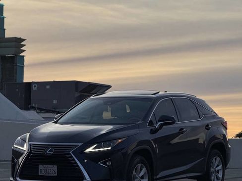 Used 2016 Lexus RX 350 FWD w/ Premium Package image 2