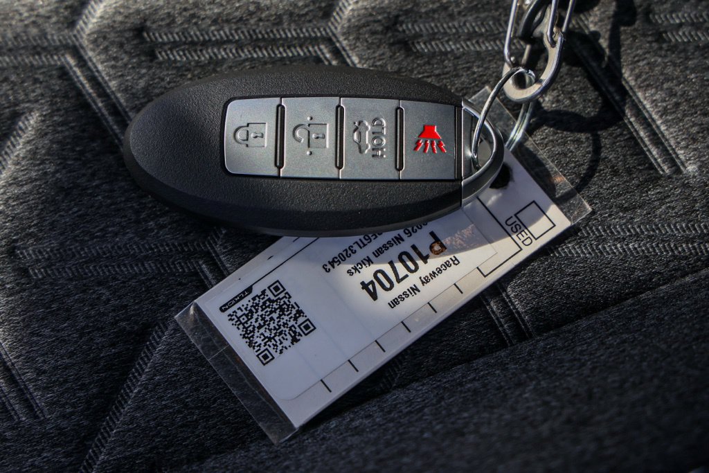 Used 2026 Nissan Kicks SV FWD image 32