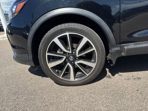 Used 2018 Nissan Rogue Sport SL w/ SL Premium Package FWD image 19