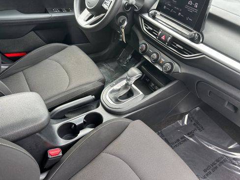 Certified 2024 Kia Forte LXS image 15