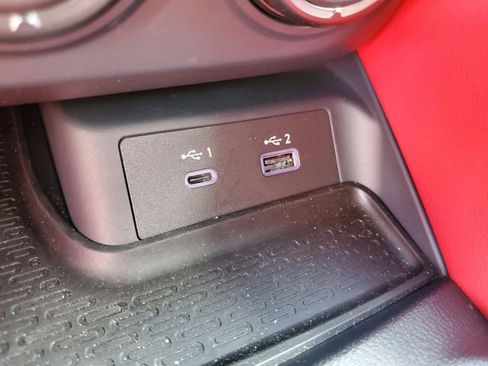 Certified 2024 Nissan Z Performance w/ Floor Mat Package RWD image 22