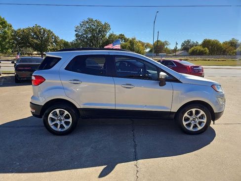 Used 2021 Ford EcoSport SE w/ SE Convenience Package image 2