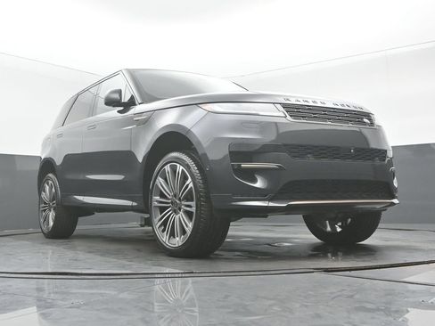 Used 2024 Land Rover Range Rover Sport Dynamic SE AWD/4WD image 30