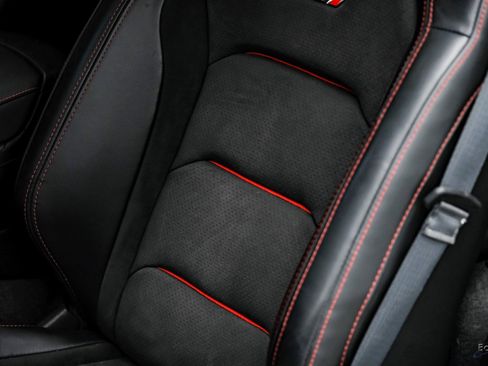 Used 2018 Chevrolet Camaro ZL1 image 37