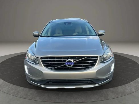 Used 2015 Volvo XC60 T5 Premier w/ Proximity Package FWD image 2