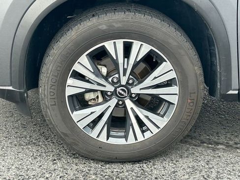 Used 2023 Nissan Rogue SV AWD/4WD image 13