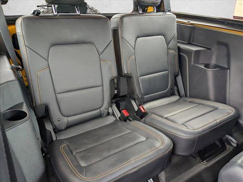 Used 2022 Ford Bronco Badlands w/ Sasquatch Package image 17