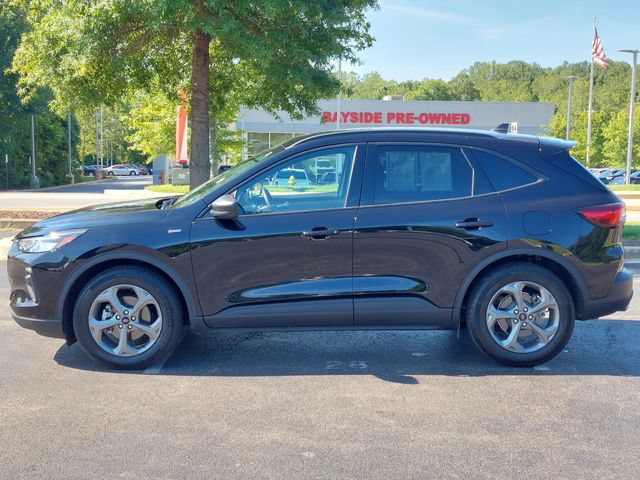 Used 2025 Ford Escape ST-Line FWD image 10