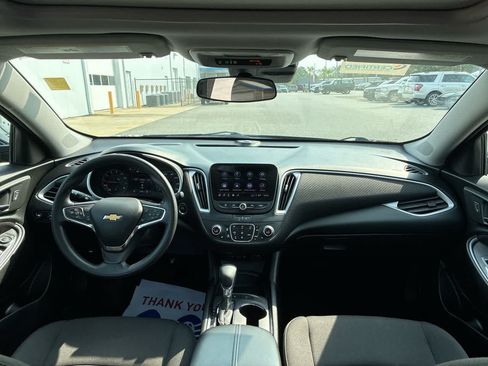Used 2024 Chevrolet Malibu LT FWD image 20