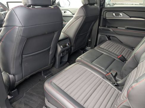 New 2026 Ford Explorer ST-Line w/ ST-Line Street Pack AWD/4WD image 22