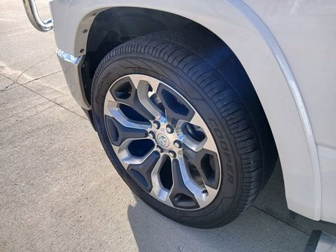 Used 2023 RAM 1500 Limited AWD/4WD image 31