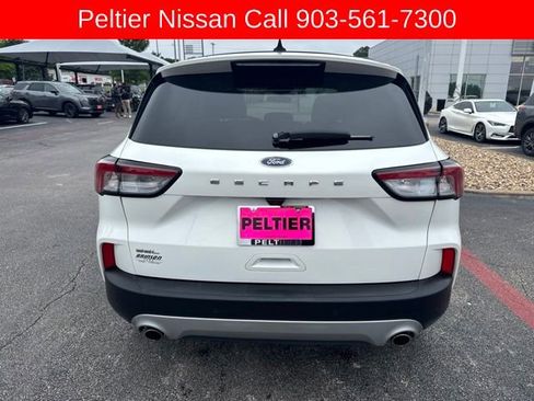 Used 2022 Ford Escape SEL FWD image 4