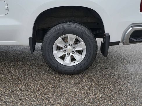 Used 2021 Chevrolet Silverado 1500 LT AWD/4WD image 13