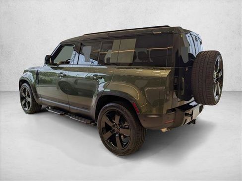 New 2026 Land Rover Defender 110 S AWD/4WD image 5