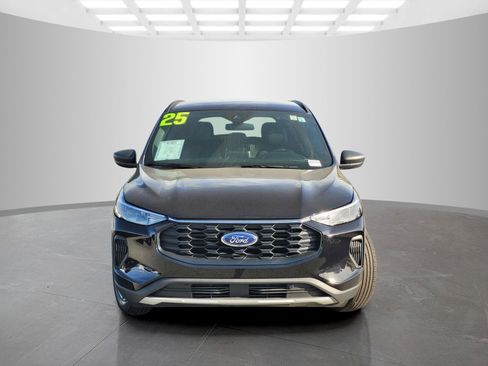 Used 2025 Ford Escape ST-Line FWD image 2