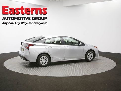 Used 2022 Toyota Prius LE image 40