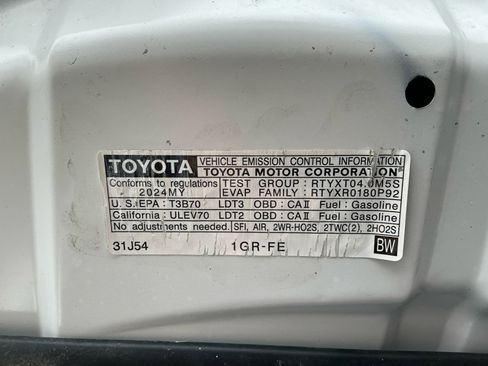 Used 2024 Toyota 4Runner TRD Off-Road Premium image 21